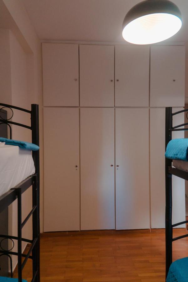 Apartment In Center Of Афины Экстерьер фото
